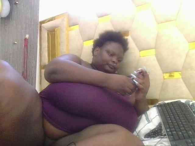 bigtittymama45 webcam