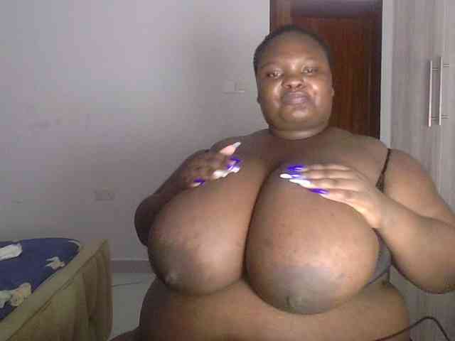 bigtittymama45 webcam