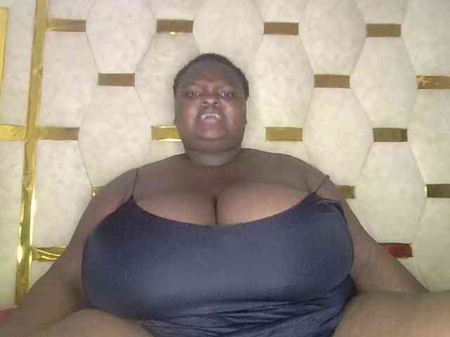 bigtittymama45 webcam