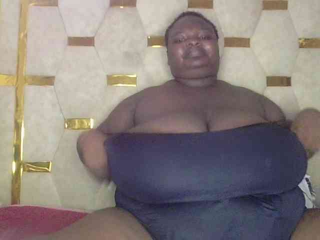 bigtittymama45 webcam