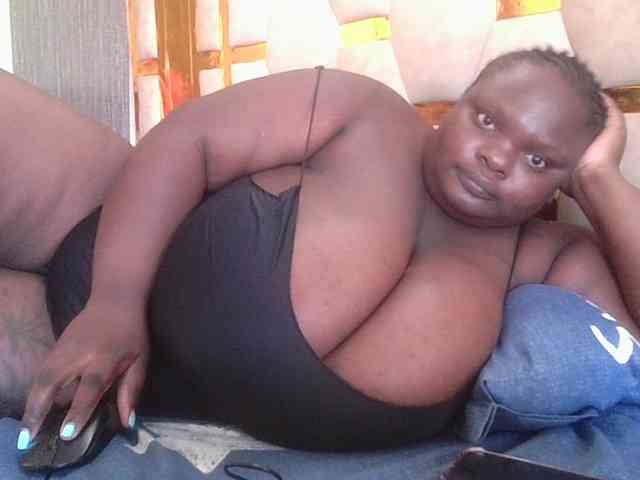 bigtittymama45 webcam