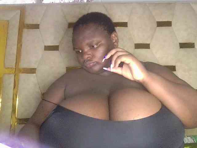 bigtittymama45 webcam