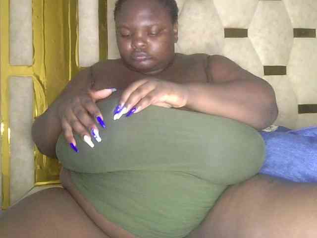 bigtittymama45 webcam