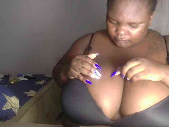 bigtittymama45 webcam