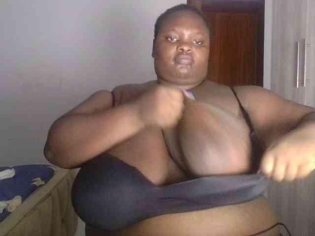 bigtittymama45 webcam