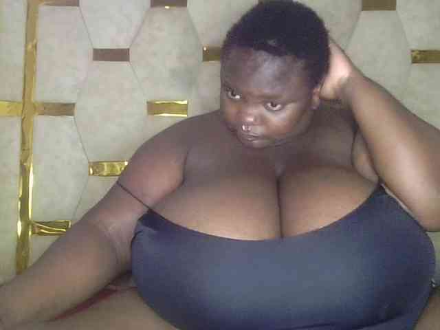 bigtittymama45 webcam