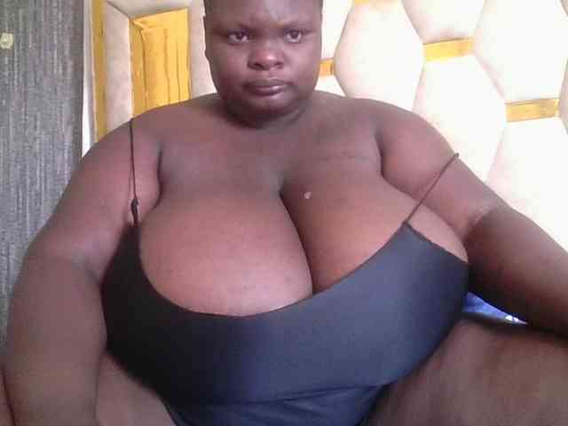 bigtittymama45 webcam