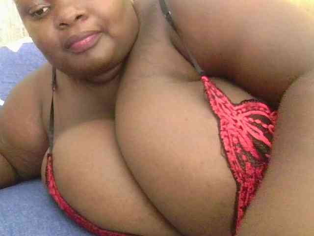 bigtittymama45 webcam