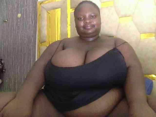 bigtittymama45 webcam