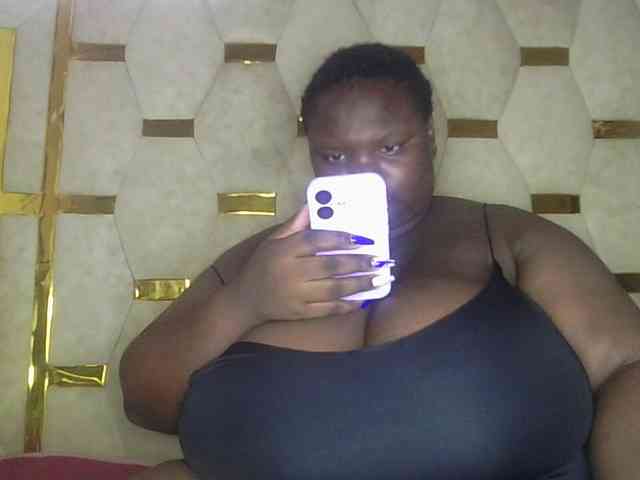 bigtittymama45 webcam