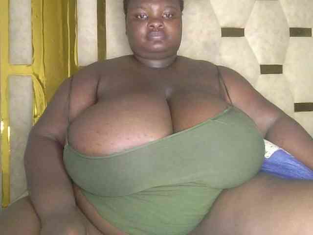 bigtittymama45 webcam