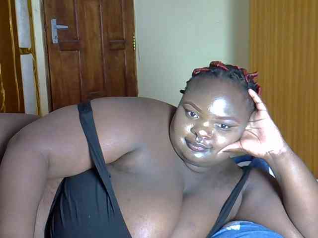 bigtittymama45 webcam