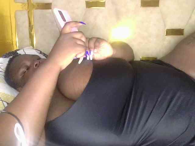 bigtittymama45 webcam