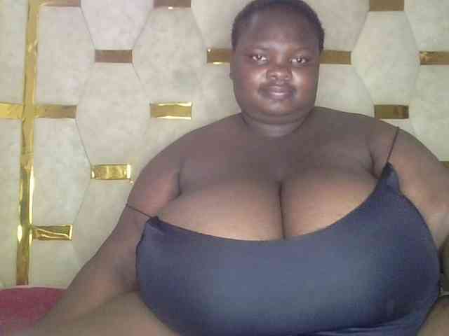 bigtittymama45 webcam