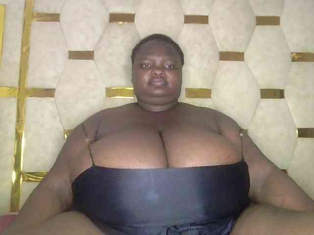 bigtittymama45 webcam