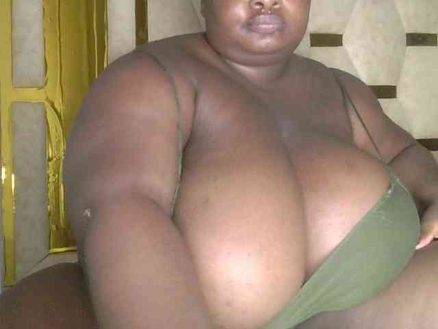 bigtittymama45 webcam