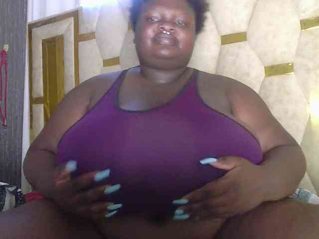 bigtittymama45 webcam