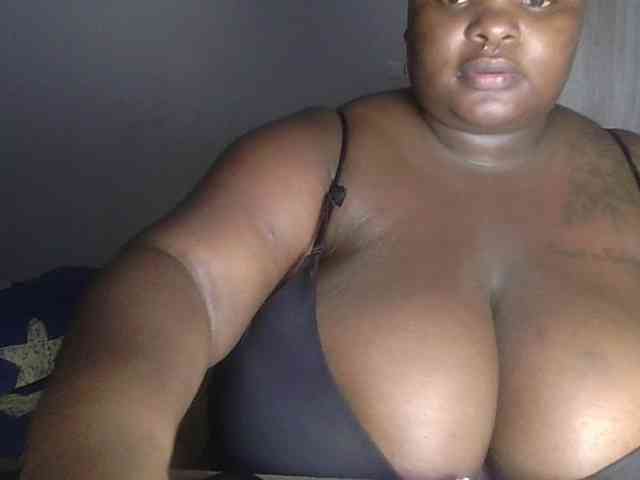 bigtittymama45 webcam