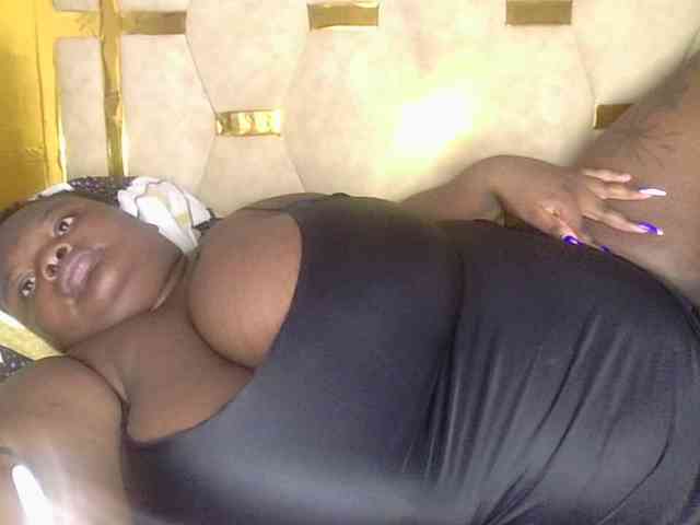 bigtittymama45 webcam