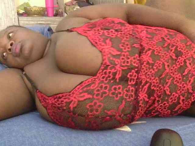 bigtittymama45 webcam