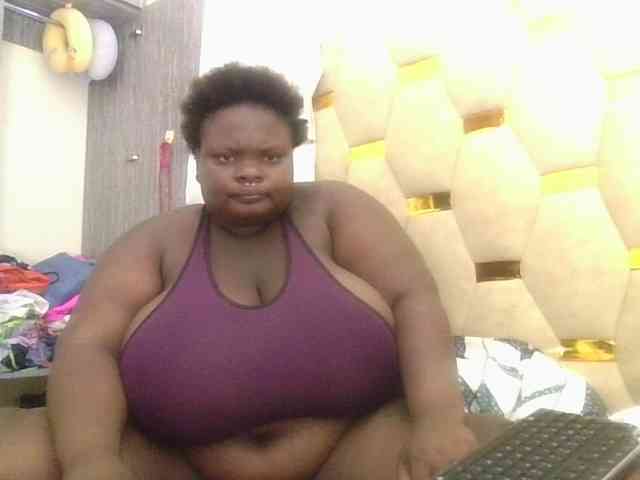bigtittymama45 webcam