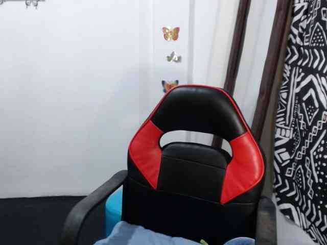 felinas69 webcam