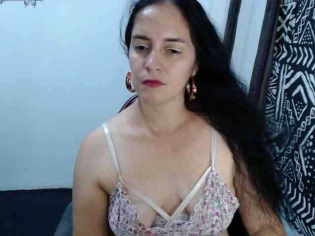 felinas69 webcam
