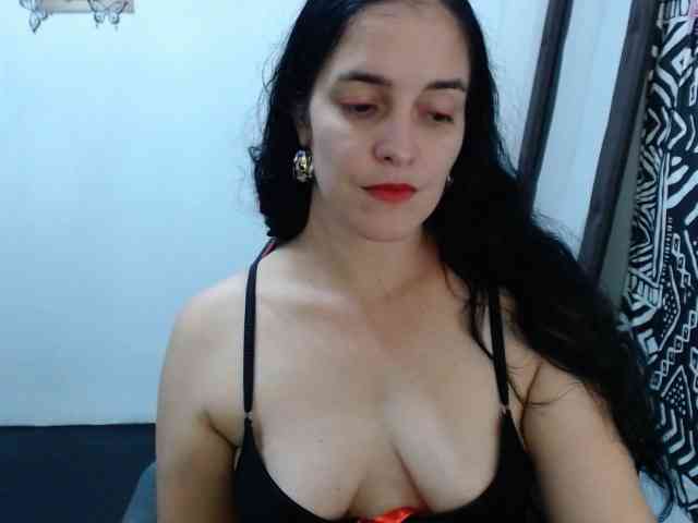 felinas69 webcam