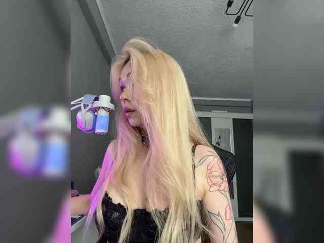 TAYA- webcam