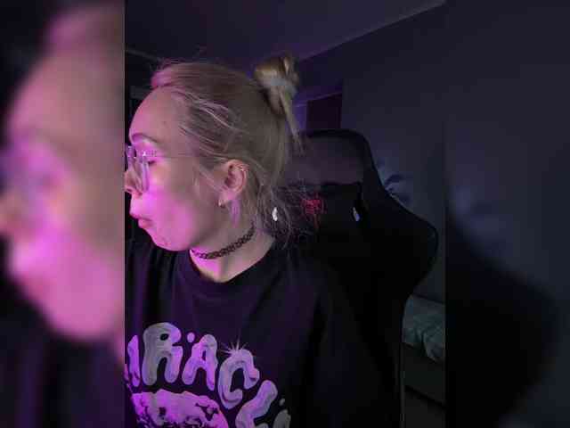 TAYA- webcam