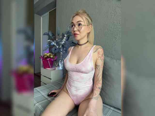 TAYA- webcam