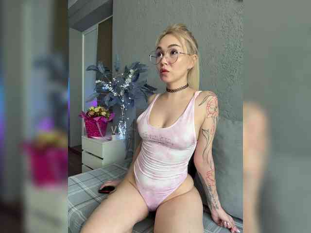 TAYA- webcam
