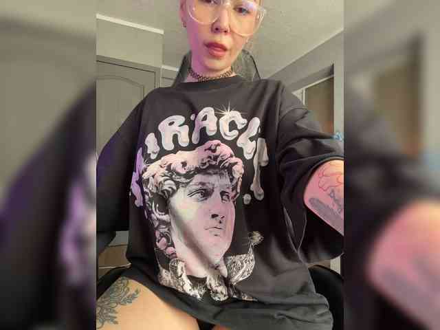 TAYA- webcam