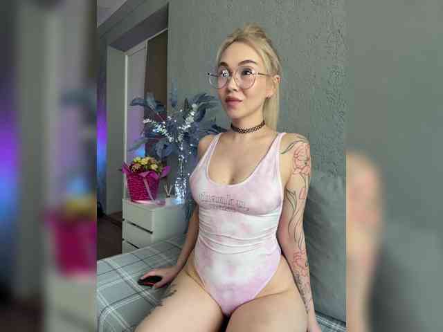 TAYA- webcam