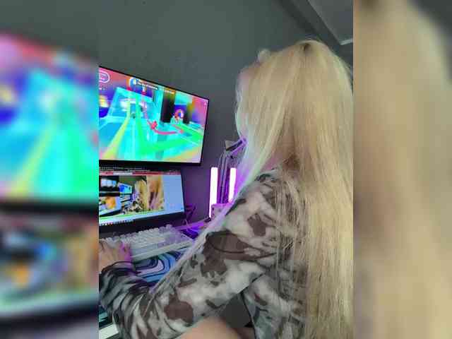 TAYA- webcam