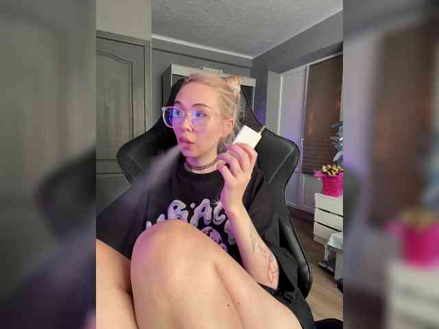 TAYA- webcam