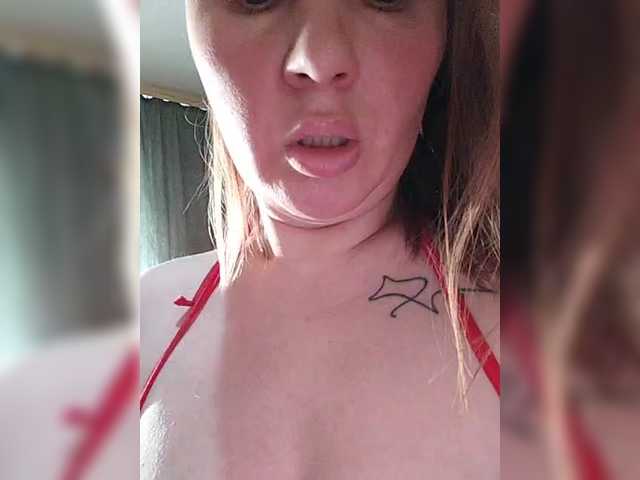 Alisa-33's BongaCams show and profile