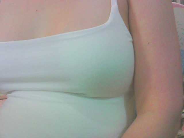 KeepmepregO's BongaCams show and profile