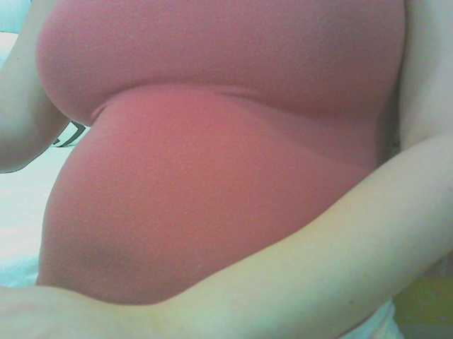 KeepmepregO's BongaCams show and profile