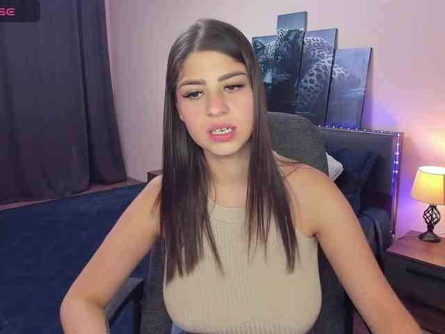 MarySummer webcam