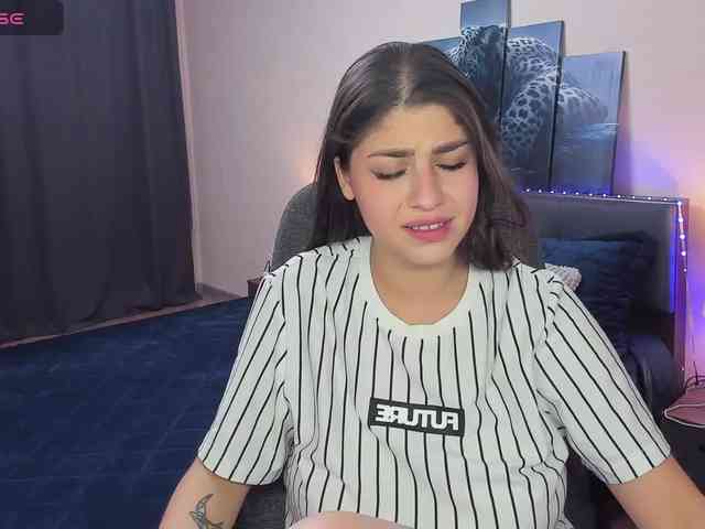 MarySummer webcam