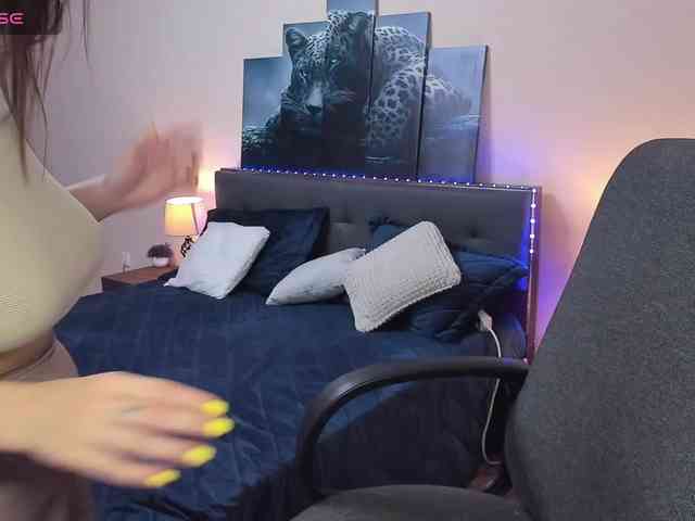 MarySummer webcam