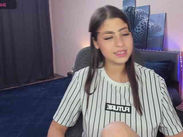 MarySummer webcam
