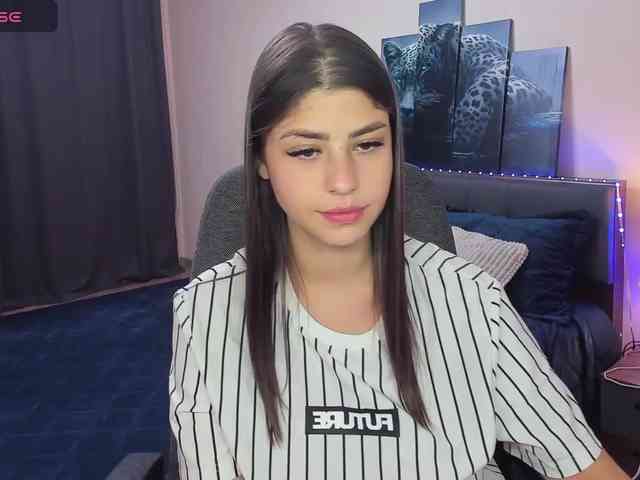 MarySummer webcam