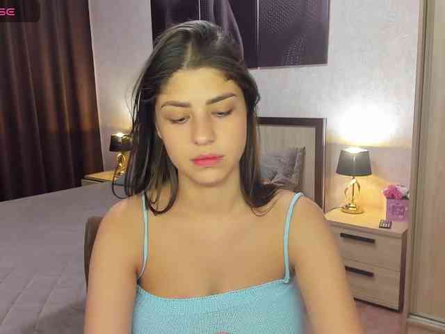 MarySummer webcam