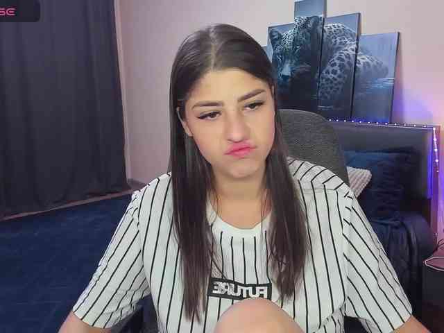 MarySummer webcam