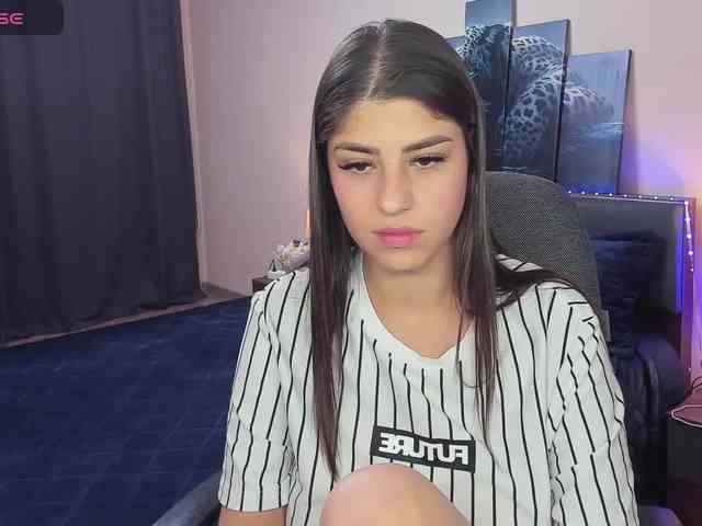 MarySummer webcam