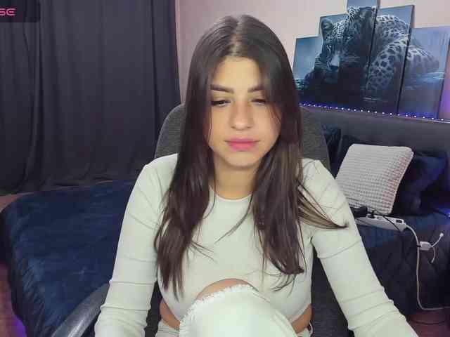 MarySummer webcam
