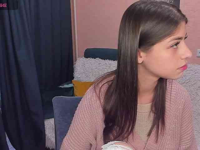 MarySummer webcam