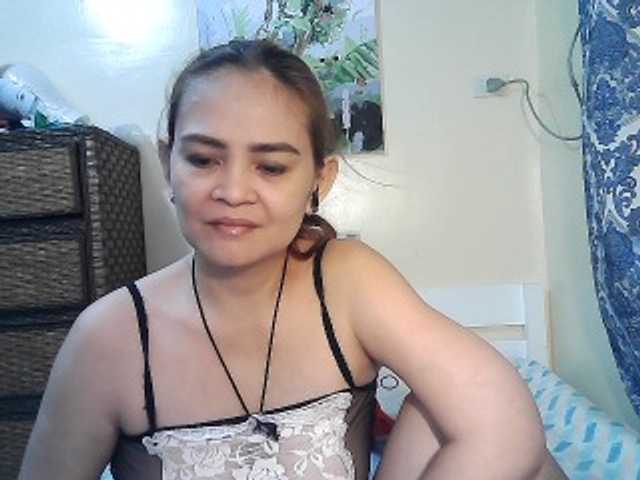 lilymaepinay's BongaCams show and profile